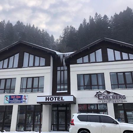 Edelberg Apartments 塔塔里夫 外观 照片