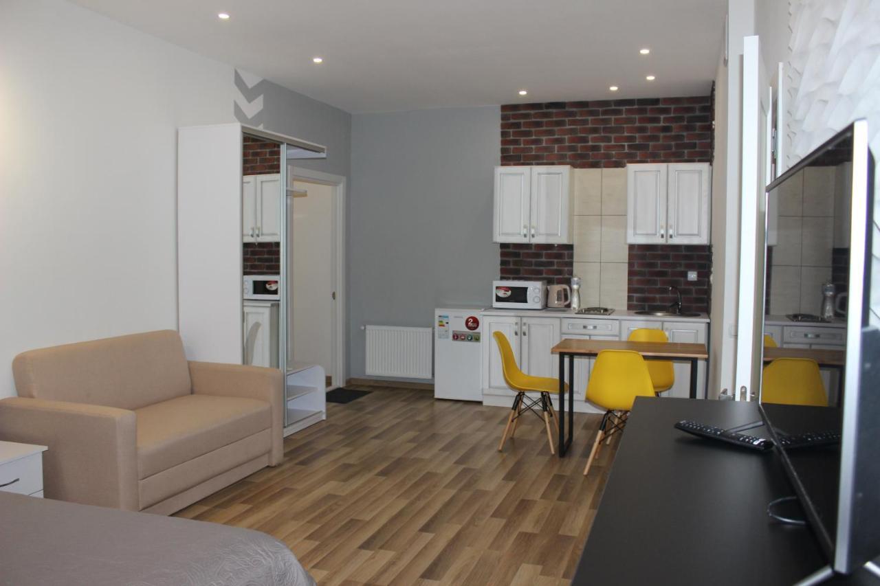 Edelberg Apartments 塔塔里夫 外观 照片